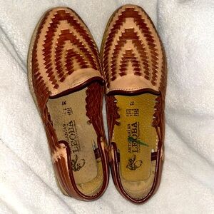 New just tried on Mexican sandles  watch size 10woman